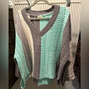 POL sweater - gray, cream & teal.  Size Large.  Never worn.